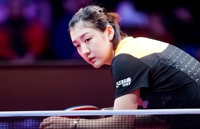 尤其像王奕 尤其像王奕